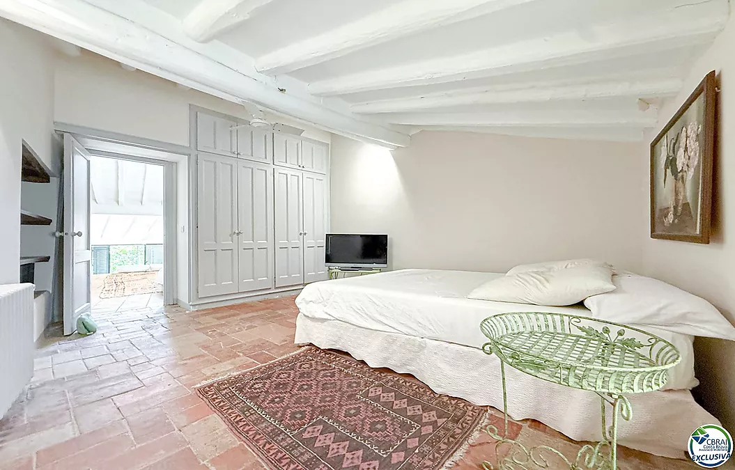 House for sale in Espolla