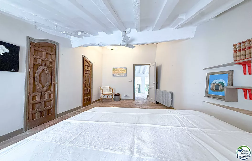 House for sale in Espolla