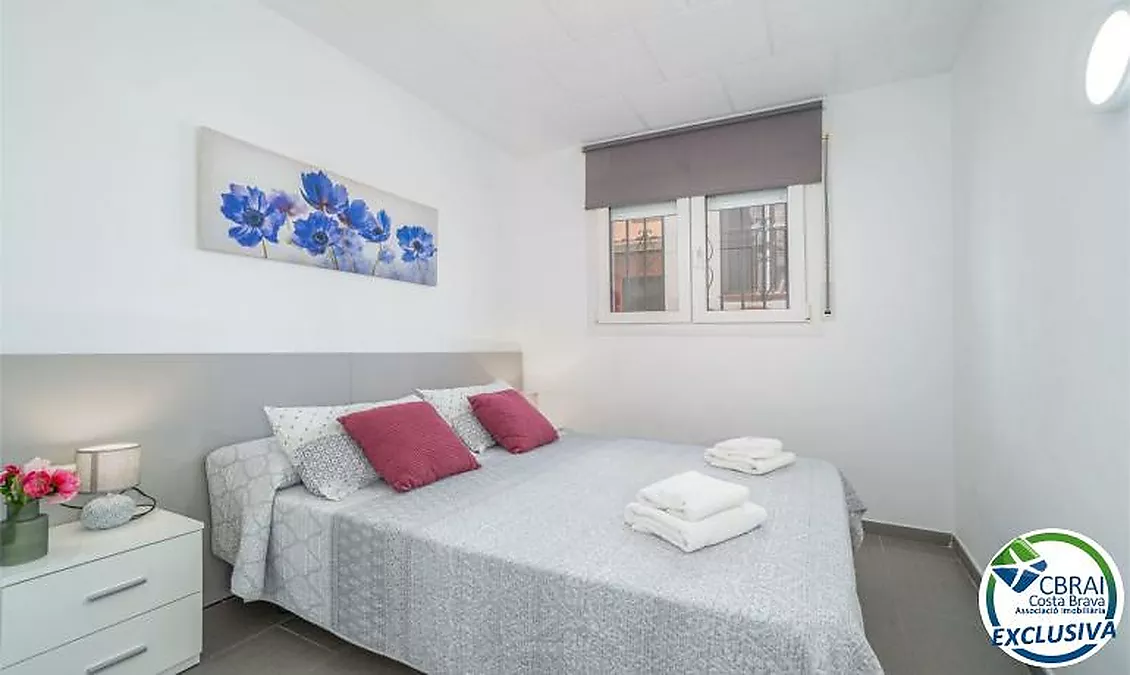 GRAN RESERVA Modern renovated apartment with swimming pools and spacious communal gardens
