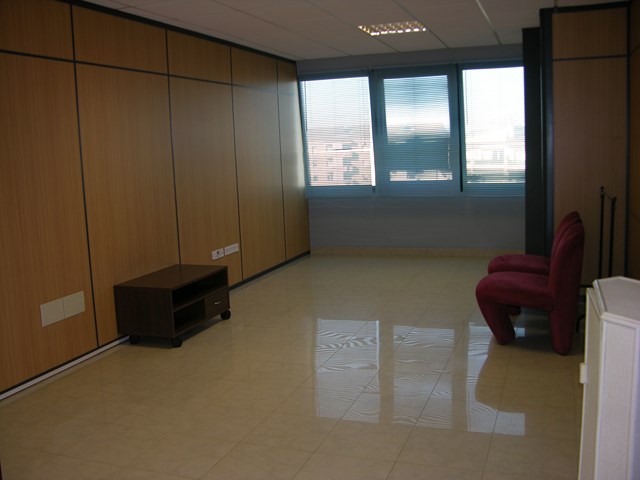 Empuriabrava, for sale 2 office floors, 240m2 each one, interesting price