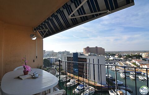 Appartement gelegen in Santa Margarita, Roses op 450 m van het strand.
