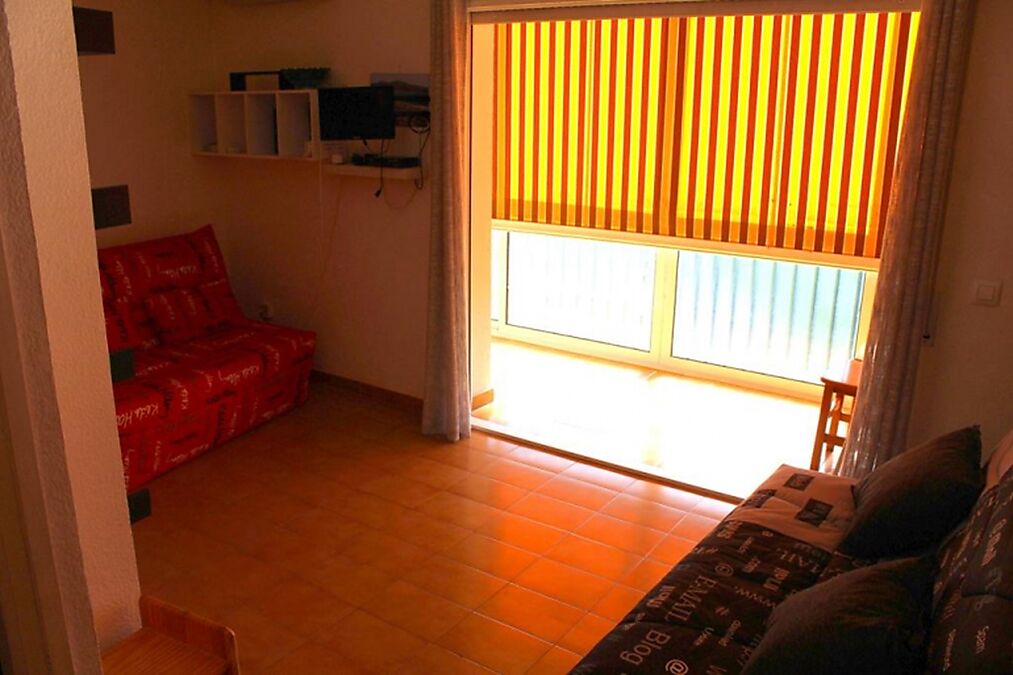 Nice furnished studio with unobstructed views in Empuriabrava.