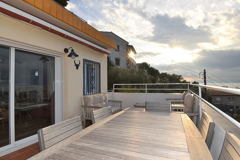 Apartamento con dos habitaciones, dos terrazas y espectacular vista a la bahía