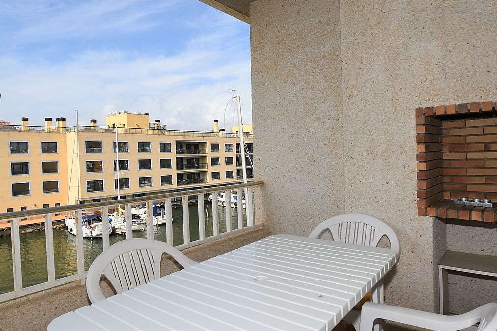 EMPURIABRAVA: Apartment two bedrooms with a nice view