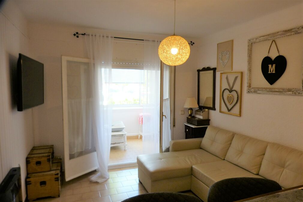 1 bedroom apartment for sale in Empuriabrava, close to the beach and in the heart of Empuriabrava.