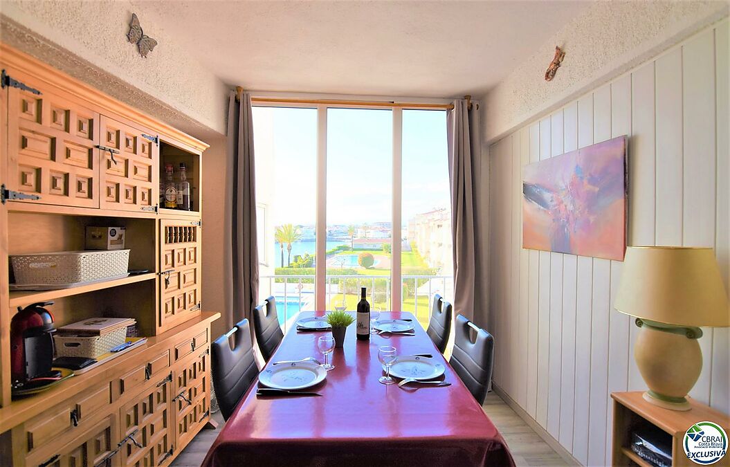 Empuriabrava en venta, Apartamento con vistas al lago sant maurici