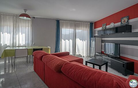 Beautiful apartment in the center of Sant Pere de Pescador
