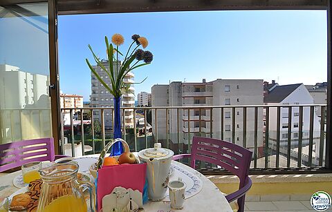 Charming apartment 150 meters from the beach in Santa Margarita, Roses.